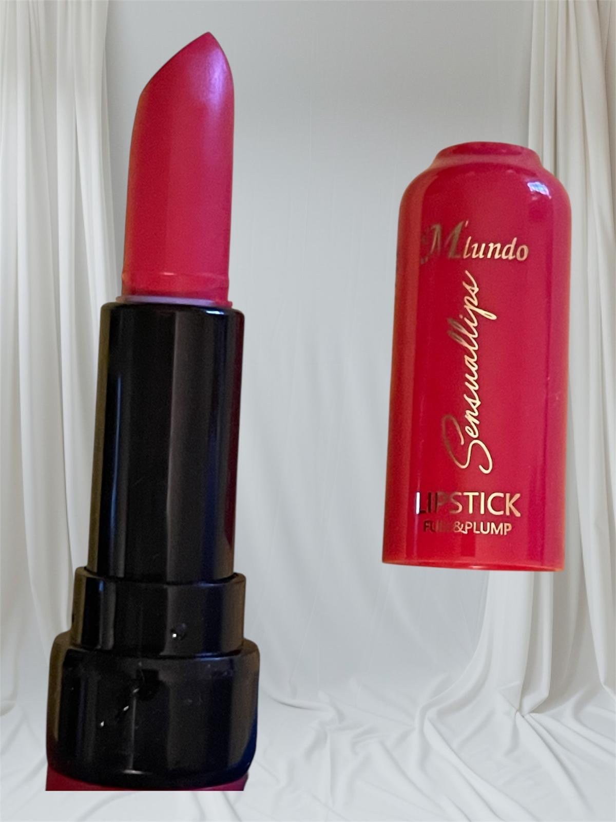 M’lundo Kiss Me Sensuallips Lipstick 💄