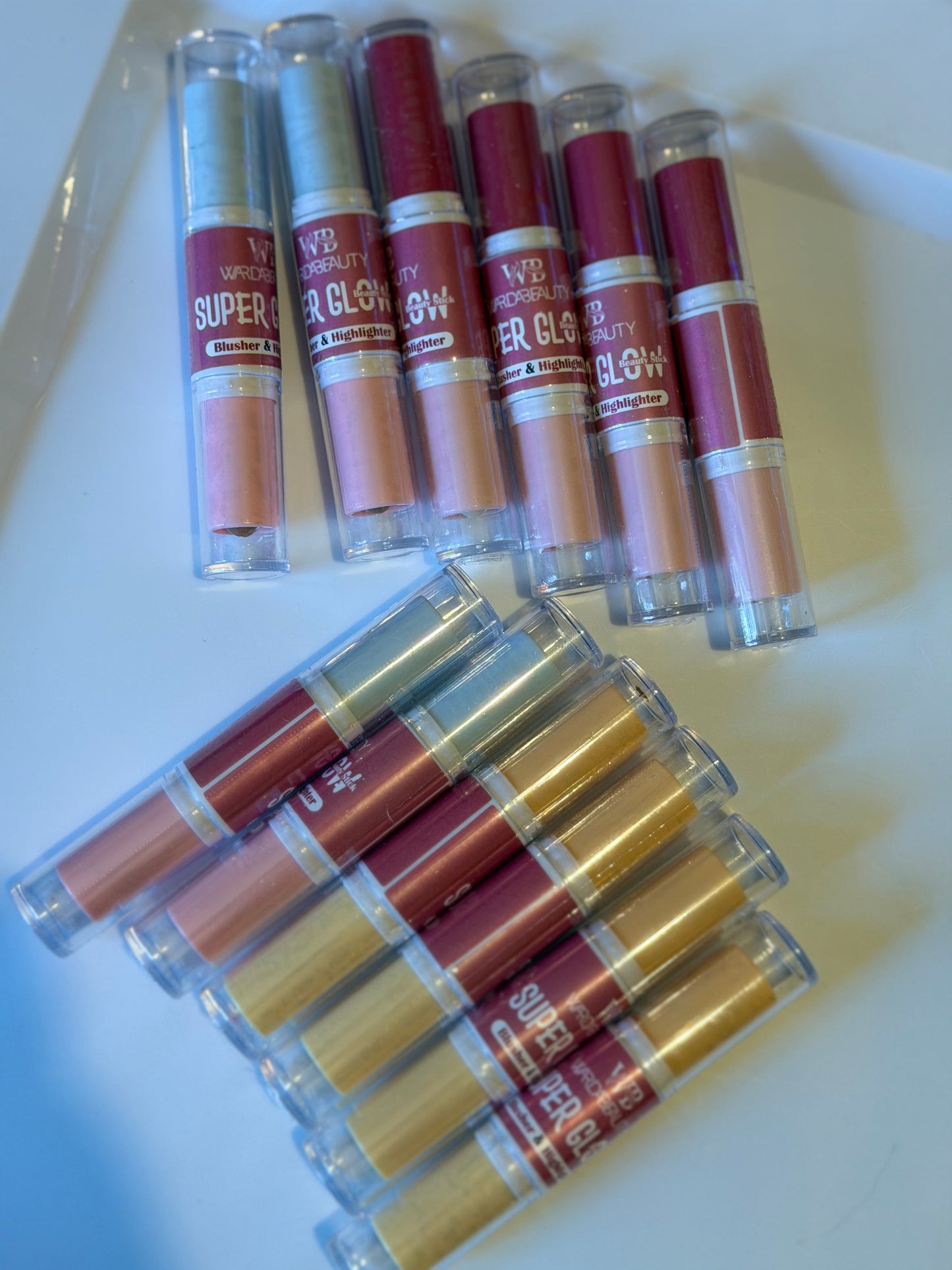 Ward Beauty Super Glow Blusher & highlighter