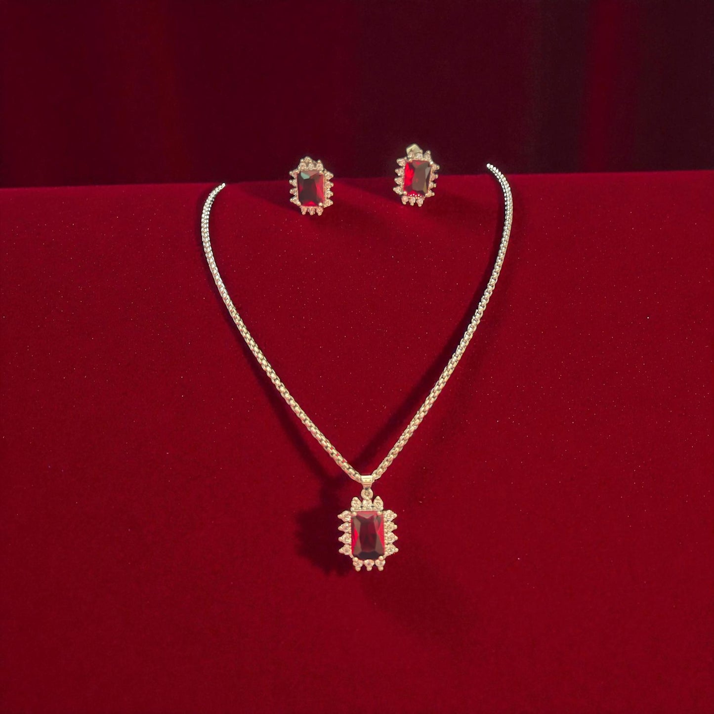 Chain with red pendant & matching earrings