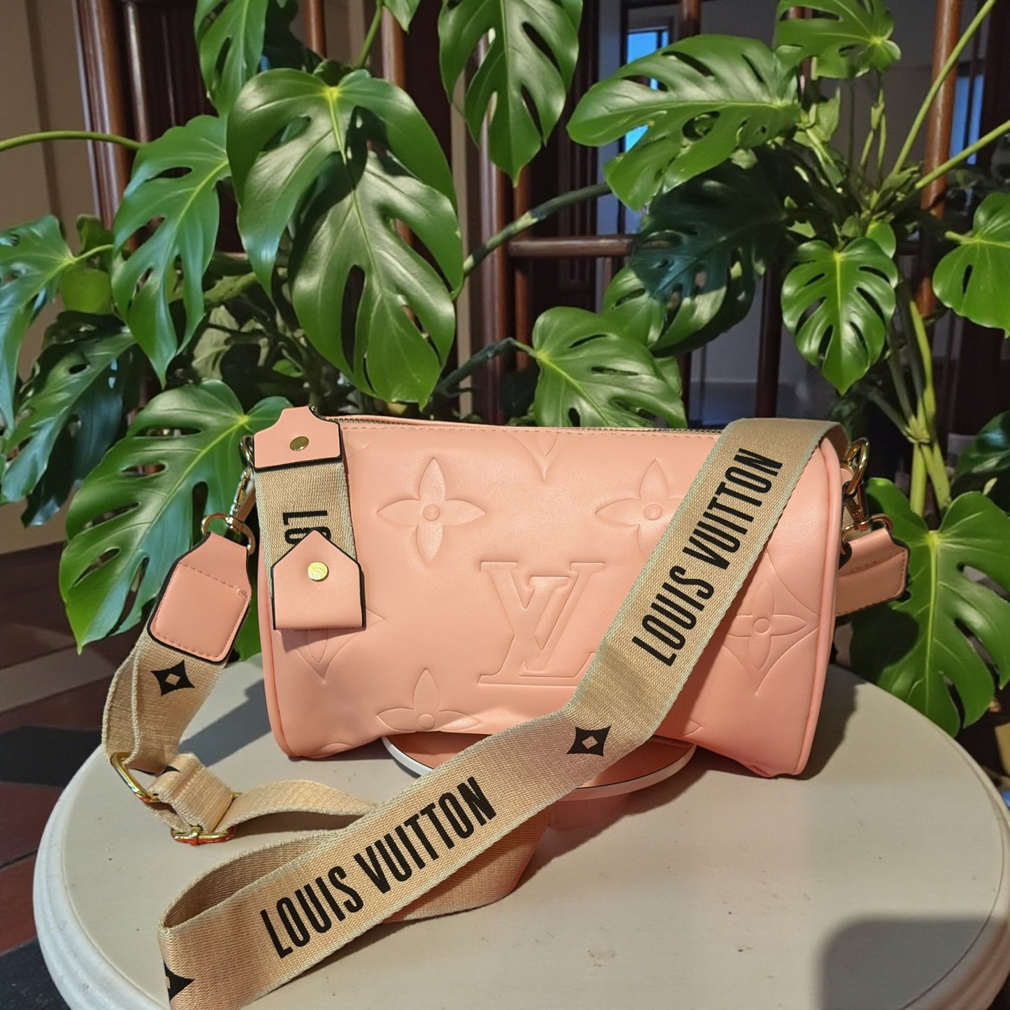 Lv Crossbody bag