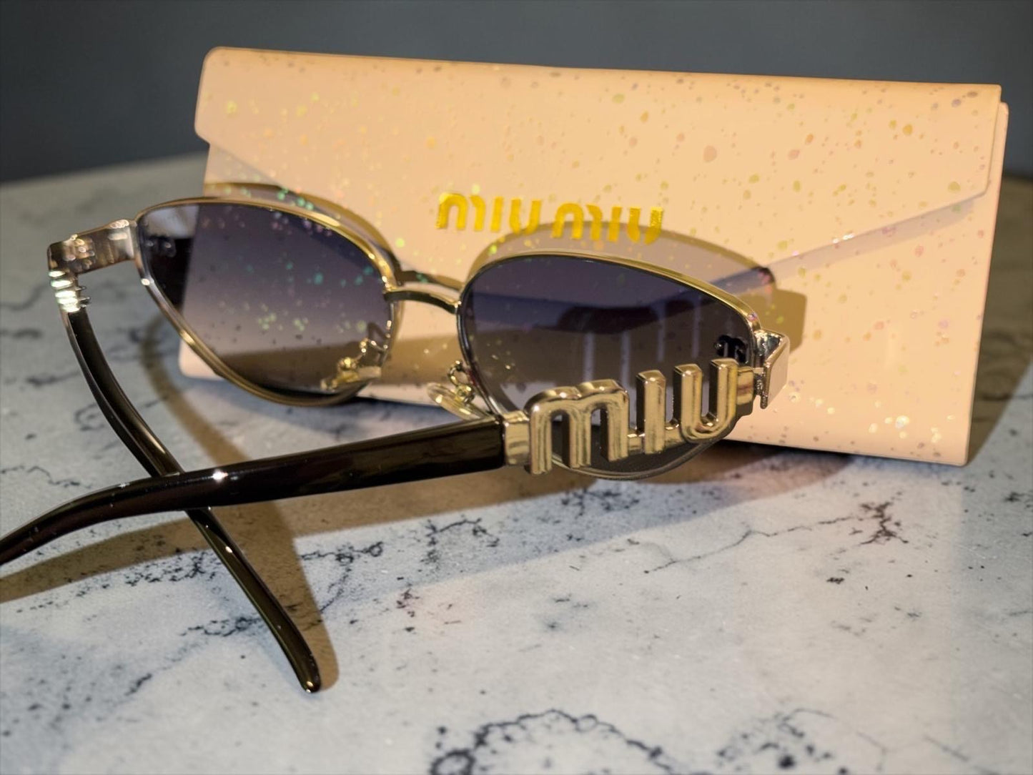 MIU MIU SUNGLASSES WITH CASE