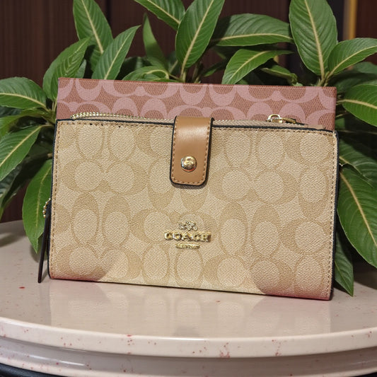 Co@ch wallet