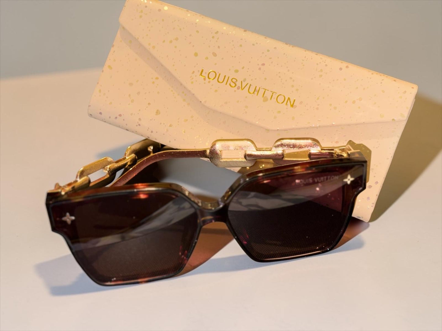 Lv sunglasses with case