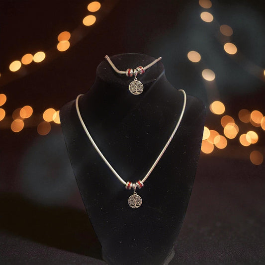 Chain with tree pendant