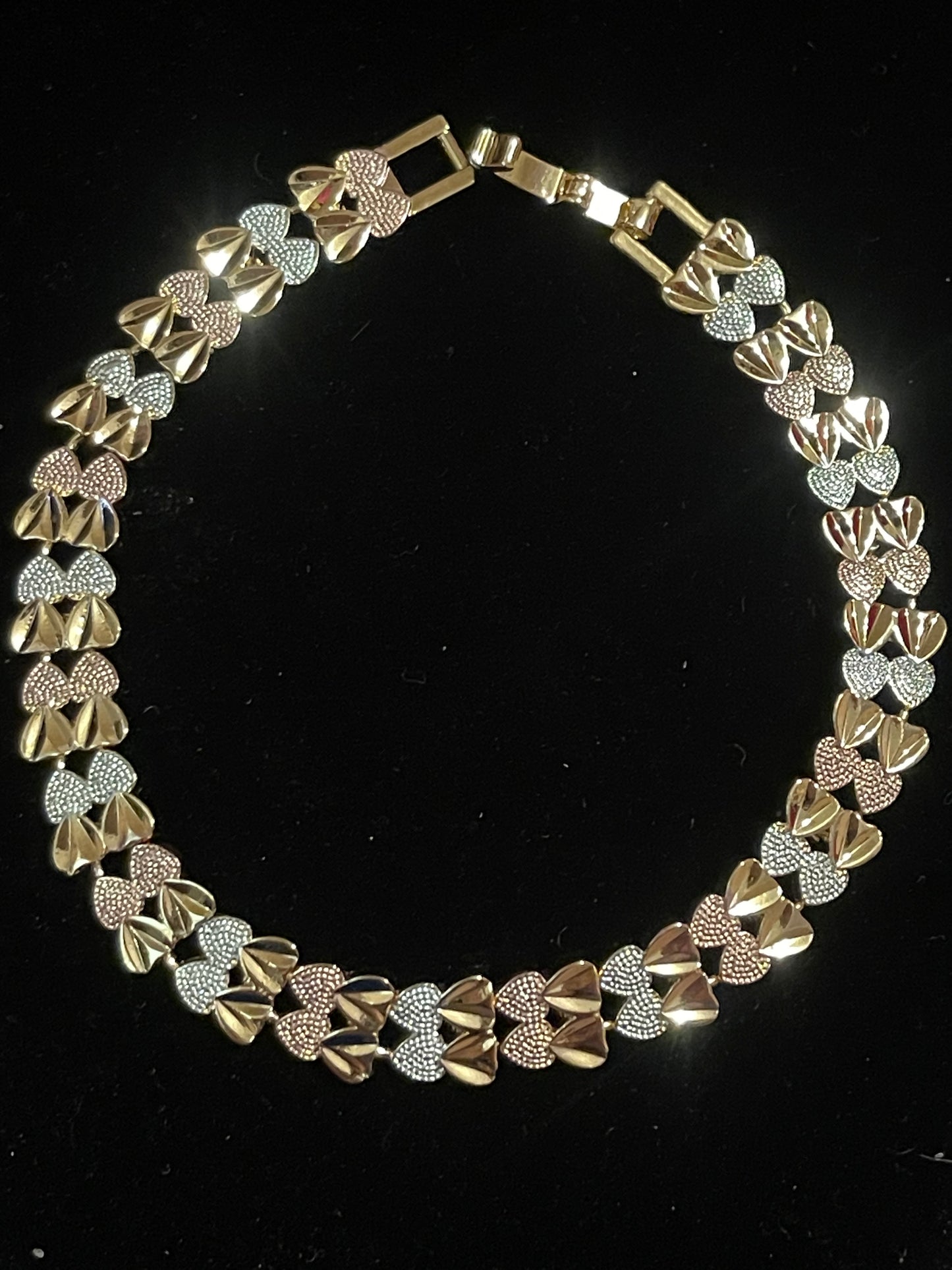 Heart shape bracelet