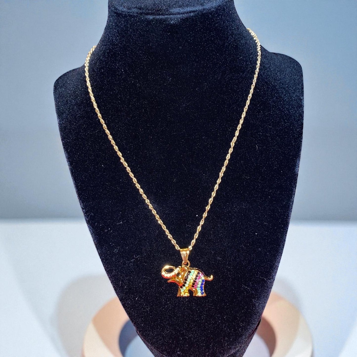 Chain with elephant pendant