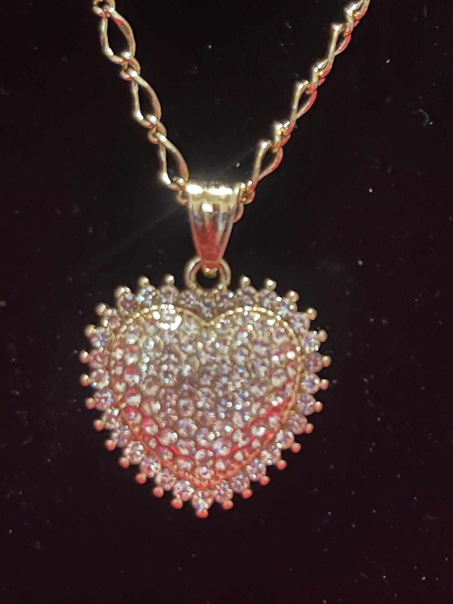 Heart pendant chain