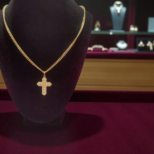 Diamond cut cross chain